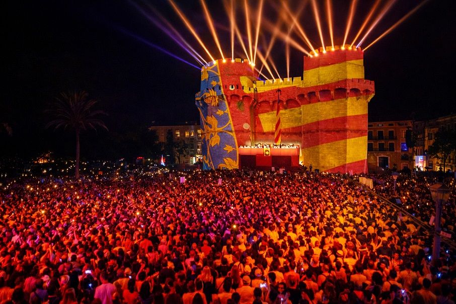 Valencia da la bienvenida a las Fallas 2026 con un superdomingo fallero lleno de actos