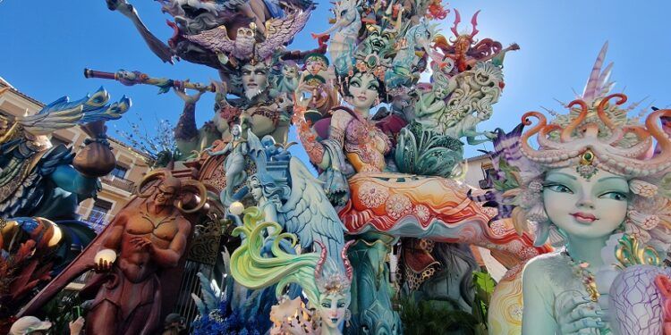 Así es la Falla Convento Jerusalén, ganadora de la Sección Especial de las Fallas 2026
