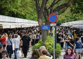 Feria del Libro de Valencia 2026: programación y todo lo que necesitas saber de la 61ª edición