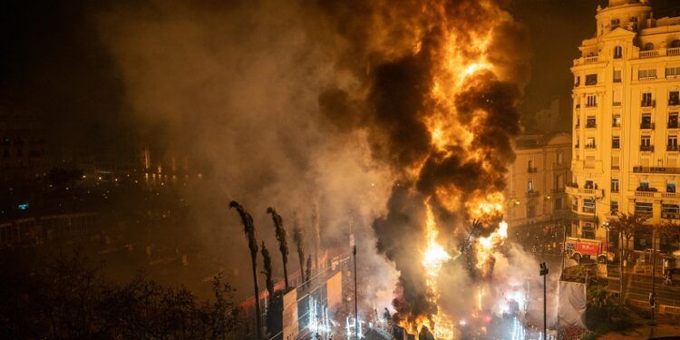 Nit de la Cremà 2026 en directo: sigue en vivo la última noche de las Fallas 2026 de Valencia