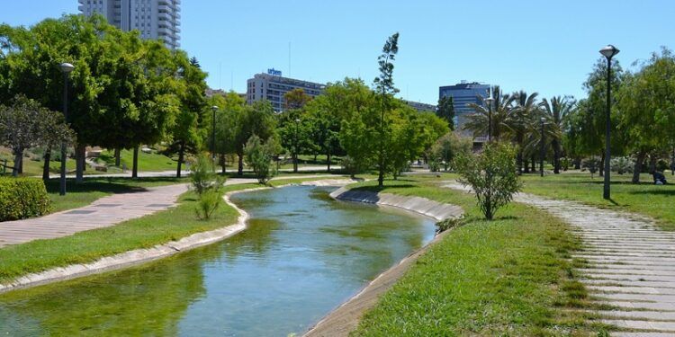 Rutas guiadas gratuitas para familias en el Jardín del Turia de Valencia esta Pascua
