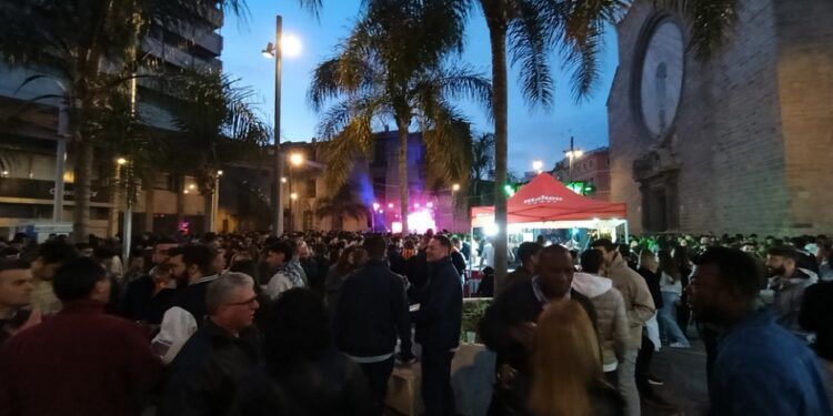 Caos, turismo de borrachera, masificación y colapso: las Fallas 2026 muestran la cara B de Valencia