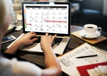 Calendario laboral de 2027 en la Comunitat Valenciana: así quedan las festividades y puentes