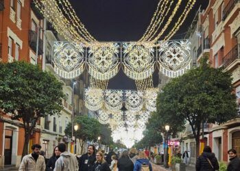 La Falla Cuba-Puerto Rico conquista el concurso de calles iluminadas de las Fallas de Valencia 2026