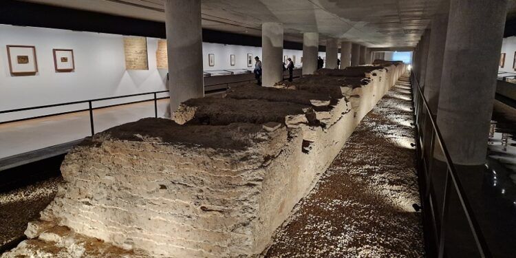 Valencia reúne por primera vez la obra de tres generaciones de los Pinazo en una gran exposición