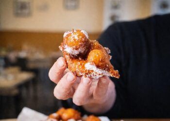 Los mejores buñuelos de Valencia se pueden probar estas Fallas en Aldaia sólo durante 9 días
