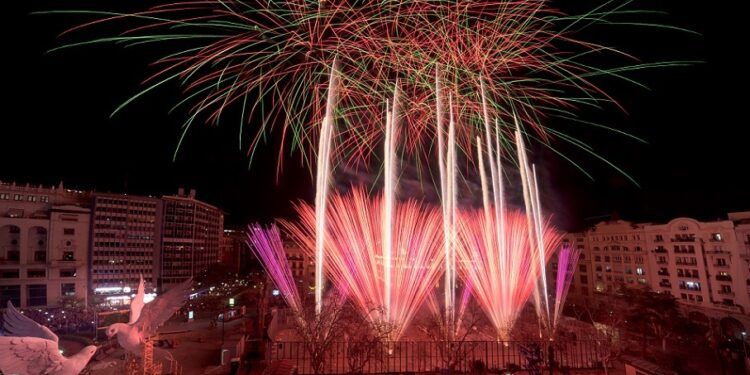 Llegan los superdías pirotécnicos de las Fallas 2026: ocho jornadas de pólvora y color en Valencia