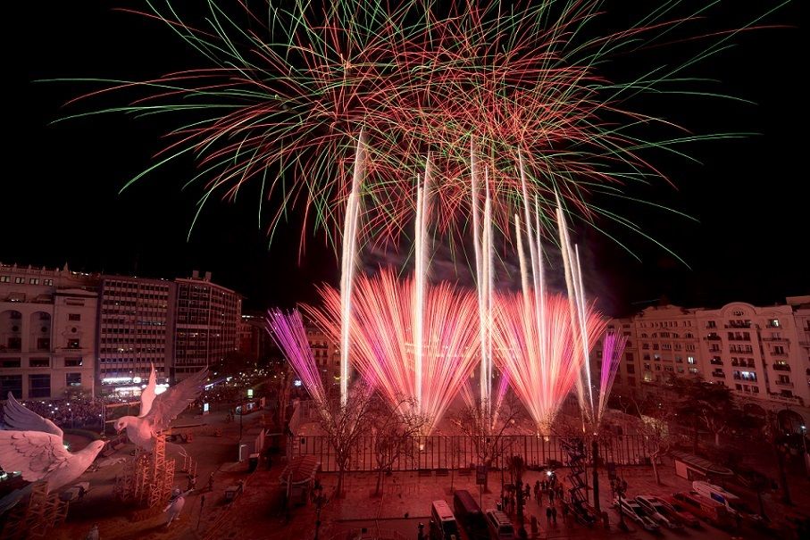 Llegan los superdías pirotécnicos de las Fallas 2026: ocho jornadas de pólvora y color en Valencia