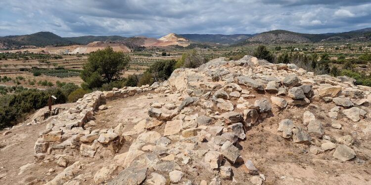 Planazo gratuito a 30 minutos de Valencia: visitas guiadas a los yacimientos de Villar del Arzobispo
