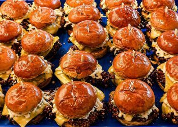Vuelve a la Pobla de Vallbona el Fartera Fest, el mayor festival gastronómico del Camp de Túria