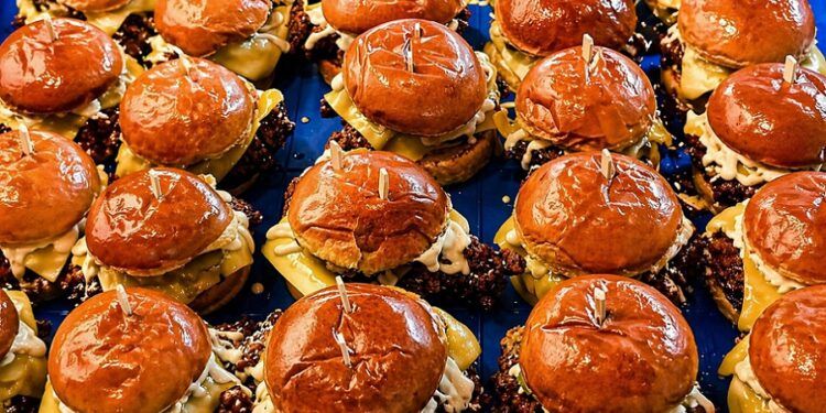 Vuelve a la Pobla de Vallbona el Fartera Fest, el mayor festival gastronómico del Camp de Túria
