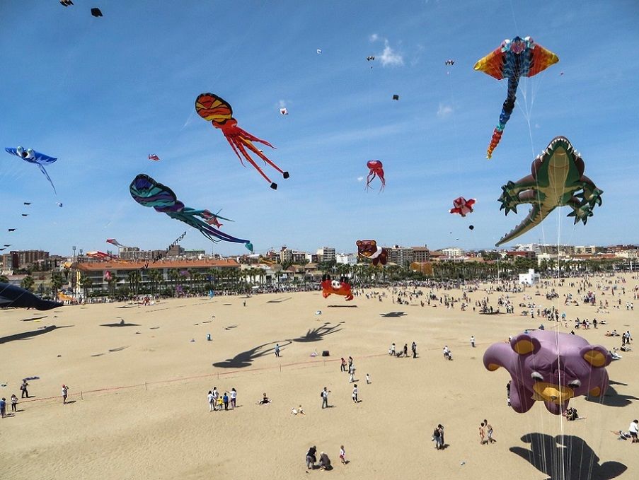 El Festival de Cometas de Valencia 2026 llega el primer domingo de mayo: esta es la programación