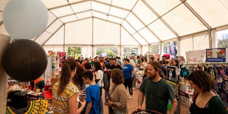 Vuelve la Gran Fira del Comerç de Paterna con más de 60 comercios, conciertos y zona gastronómica