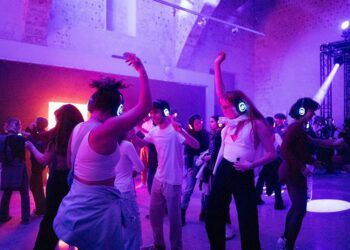 Evento gratuito este sábado en Valencia: conciertos, instalaciones sonoras y una discoteca silenciosa