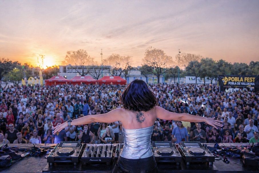 Gran festival gratuito con más de 10 horas de remember y música comercial en la Pobla de Vallbona