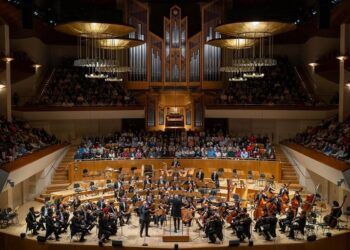 El Palau de la Música celebra su 39 aniversario con un concierto gratuito de la Orquesta de Valencia
