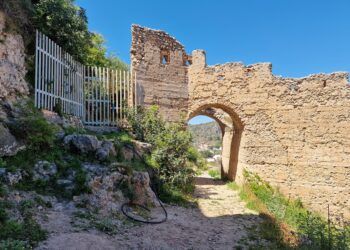 El Castillo de Corbera, en ruinas: años de obras y una recuperación que no termina de llegar