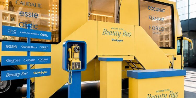 El autobús de la belleza de El Corte Inglés llega a Valencia con experiencias gratuitas y regalos