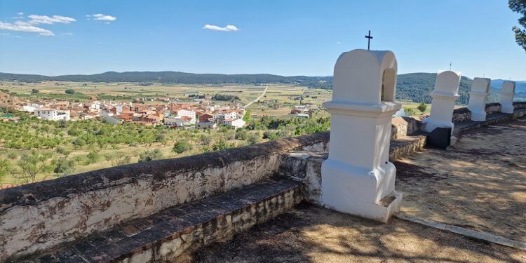 La Ermita de la Virgen del Remedio de Titaguas, un antiguo fortín carlista con vistas privilegiadas al Alto Turia