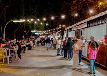 Alboraia estrena la I Fira de les Fires: comercio, libros y gastronomía en un gran evento primaveral