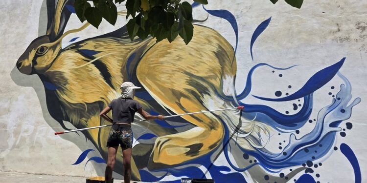 Cheste se convierte en un museo al aire libre con Graffitea 2026, el festival de arte urbano chestano