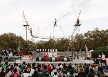 Arranca el festival MAC 2026 para llenar Mislata de teatro, circo, música y espectáculos gratuitos en la calle