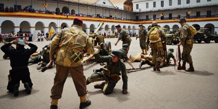 Valencia acoge una nueva edición de Museo Vivo con recreaciones históricas y exhibiciones militares