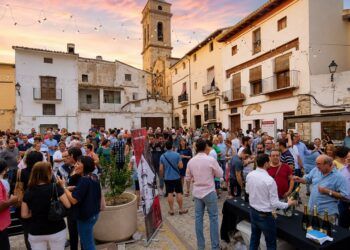 Requena es Cava 2026 brindará en la plaza de la Villa con música, gastronomía y los mejores espumosos valencianos