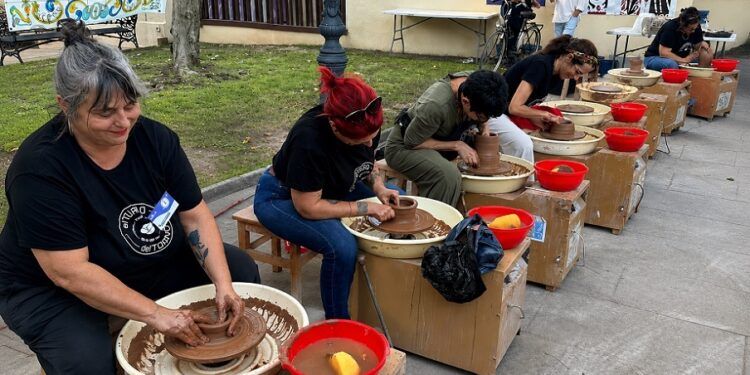 Manises convertirá el Parque de los Filtros en una gran fiesta de la cerámica con más de 30 tornos en directo