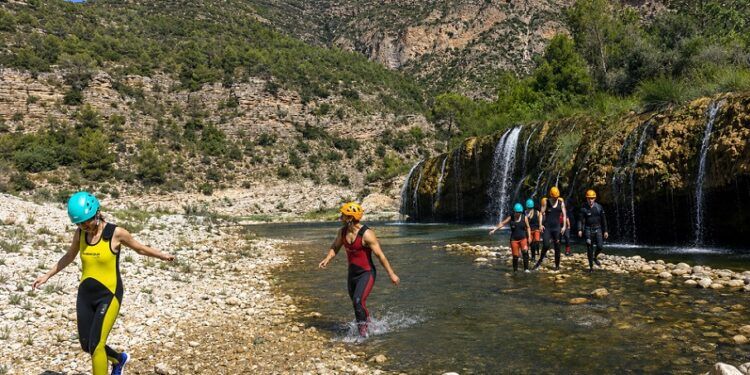 Valencia lanza el programa Verano Joven 2026 con 2.349 plazas gratuitas en ocio, deporte y formación