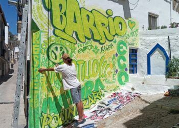 Buñol prepara un gran sábado cultural con arte urbano en el entorno del Castillo y una feria del libro en la plaza del Pueblo