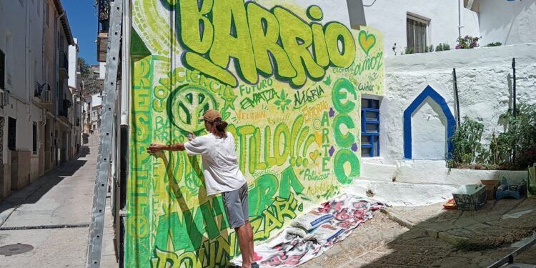 Buñol prepara un gran sábado cultural con arte urbano en el entorno del Castillo y una feria del libro en la plaza del Pueblo