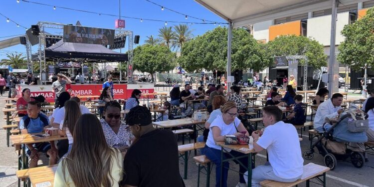 Bonaire reúne gastronomía y ocio inmersivo con un campeonato de hamburguesas y una yincana de terror nocturna