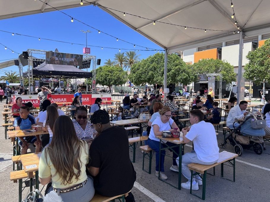 Bonaire reúne gastronomía y ocio inmersivo con un campeonato de hamburguesas y una yincana de terror nocturna