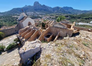 El Cementerio Literario de Polop, el rincón donde Gabriel Miró convirtió la memoria en paisaje
