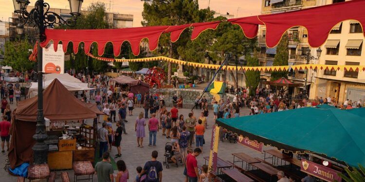 Gran mercado medieval este fin de semana en Burjassot con más de 100 espectáculos de animación