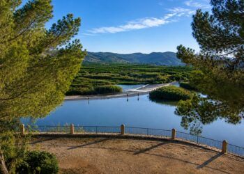 El Azud de Antella estrena nuevas normas este verano y mantiene la tasa de 15 euros por vehículo