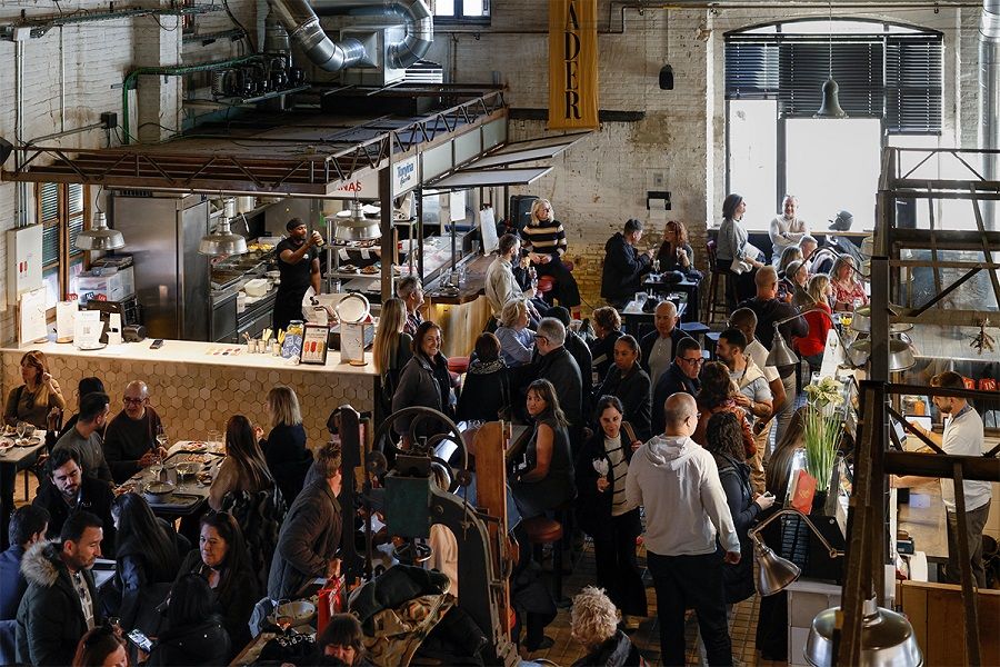Requena celebra en Mercader Cabanyal una gran jornada de vino, cava y gastronomía este sábado