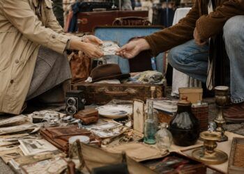 El primer Retromarket llega a Torrent con antigüedades y moda vintage al Centro Comercial Las Américas