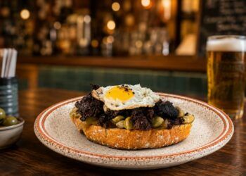 La ruta que recupera tapas valencianas de siempre vuelve a Valencia con 34 locales y precios populares