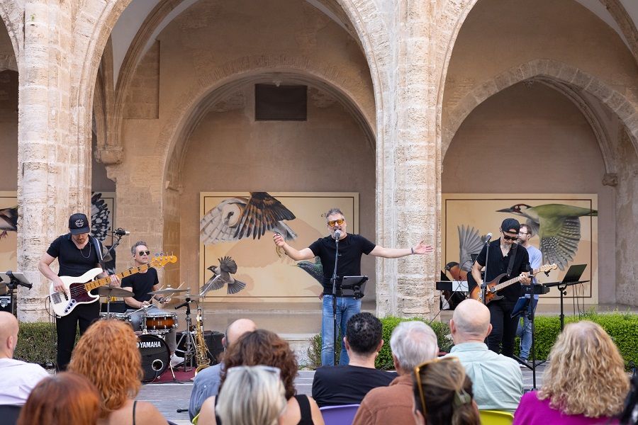 Valencia despide ‘Encuentros en el Carmen’ con un concierto gratuito dedicado a los grandes éxitos de los 80