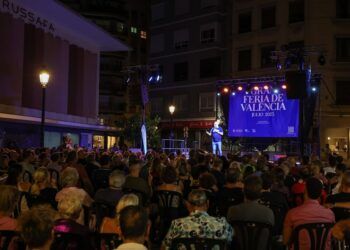 Valencia acoge en julio casi 90 espectáculos gratuitos al aire libre con humor, música, magia, teatro y circo