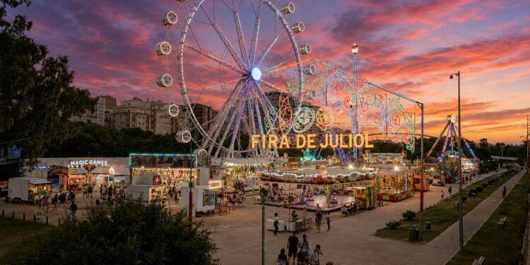 La Feria de Atracciones de Verano de Valencia 2026 ya esta lista: la cita regresa al Jardín del Turia