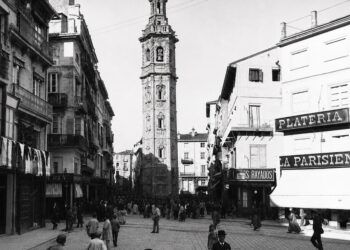 La olvidada historia de la reina que da nombre a una de las plazas más famosas de Valencia
