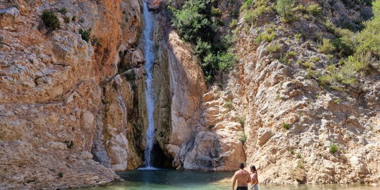 El Chorrero de la Castellana, la espectacular cascada de Chera que conserva su encanto tras la DANA