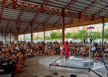 Circ Voramar vuelve a Valencia con 25 espectáculos gratuitos para llenar de circo los Poblados Marítimos