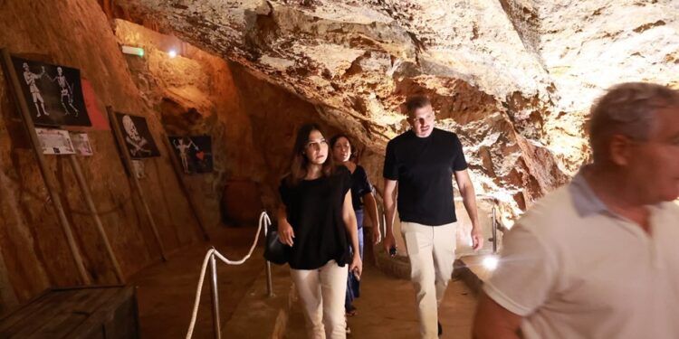 La Cova-Museu del Dragut de Cullera reabre al público: horarios y precios del único museo dedicado a la piratería de España