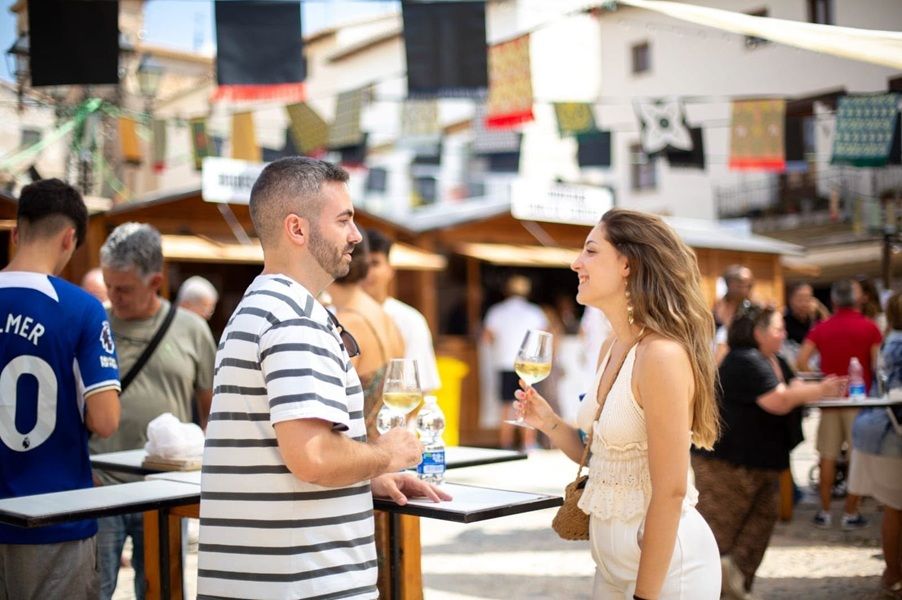 La Feria Requenense del Vino vuelve con cuatro días de vino, gastronomía y música al corazón de Requena