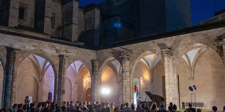 El Festival VIPA 2026 llega a Valencia con ocho conciertos gratuitos de piano en el claustro gótico del Centre del Carme