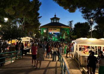 HUE-VIN 2026 llega a Sinarcas con visitas guiadas, catas y un tardeo gastronómico con vino, tapas y música en directo